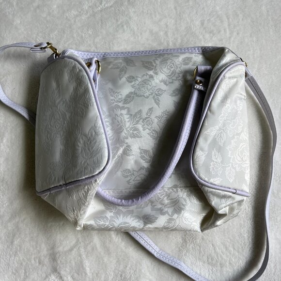 3/$30 💖 VTG Ivory Floral Satin Purse with Lilac Trim - Picture 6 of 7